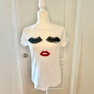 Designer Beaded Eyelash & Lip Graphic Tee – Size Large, White Statement T-Shirt